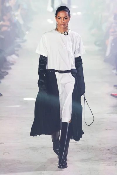 Look 26